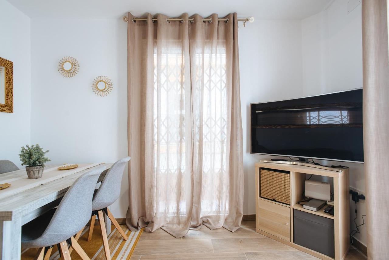 El Apartamento Del Reloj De Sol Sevilla Exterior foto